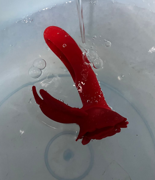 layla - rosy butterfly clit stimulator flapping g-spot vibrator Fertility Lube: Can it Help Improve Your Odds of Conceiving? – Promescent main image 1